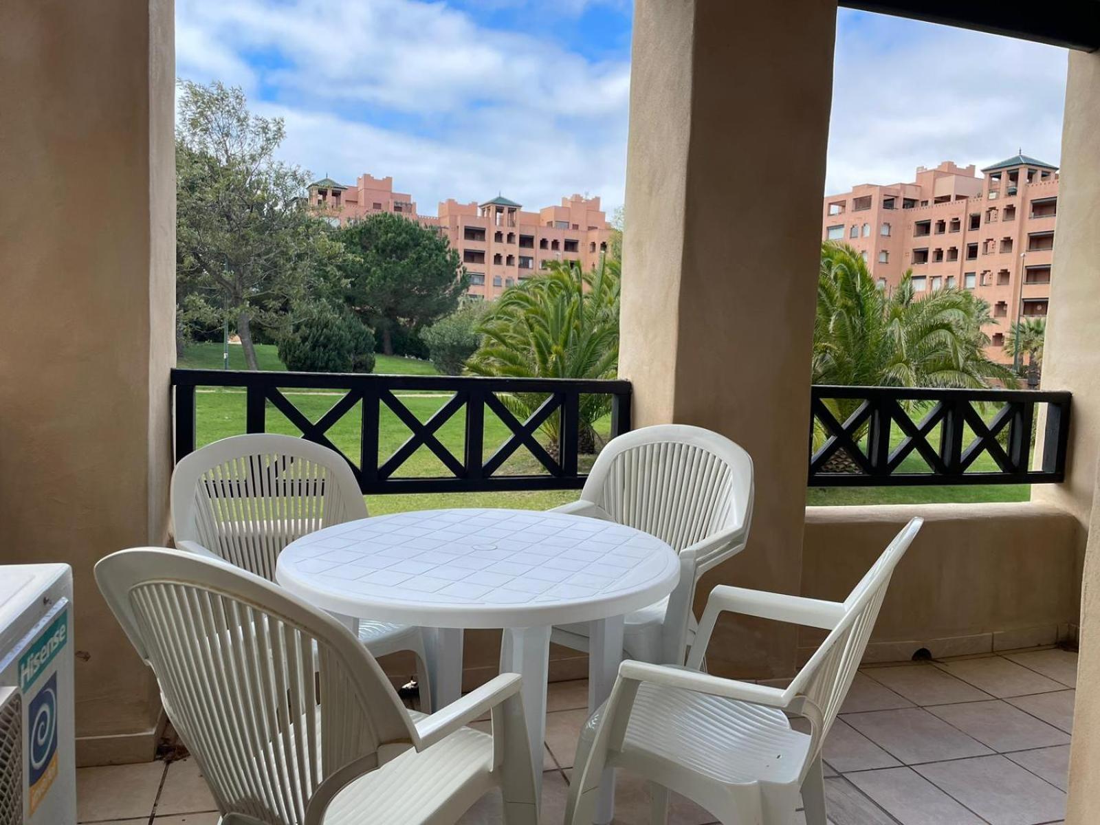 Vista Jardin En Urb. Jardines De Isla Canela. Exteriér fotografie